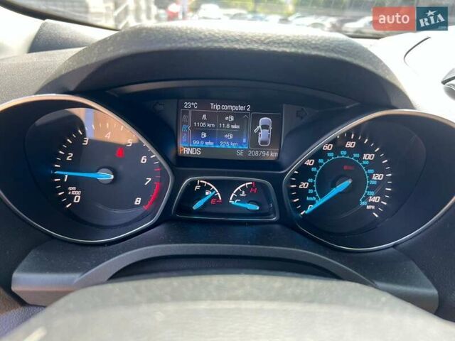 Черный Форд Эскейп, объемом двигателя 1.6 л и пробегом 210 тыс. км за 10500 $, фото 13 на Automoto.ua