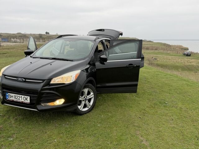 Черный Форд Эскейп, объемом двигателя 1.6 л и пробегом 270 тыс. км за 10700 $, фото 4 на Automoto.ua