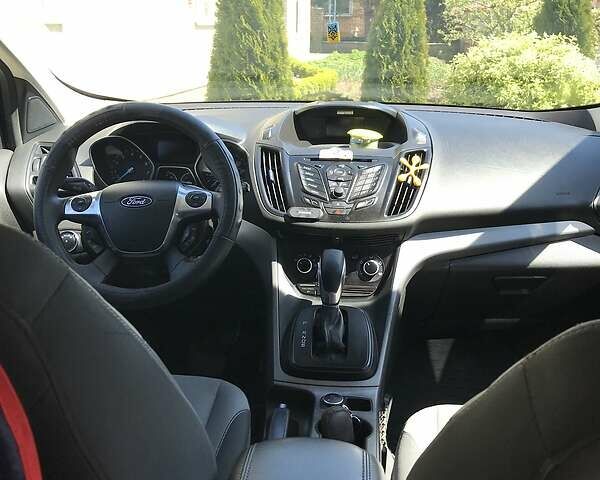 Черный Форд Эскейп, объемом двигателя 1.6 л и пробегом 288 тыс. км за 9900 $, фото 10 на Automoto.ua