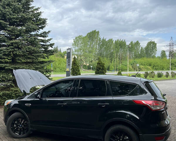 Черный Форд Эскейп, объемом двигателя 2.5 л и пробегом 210 тыс. км за 13500 $, фото 2 на Automoto.ua