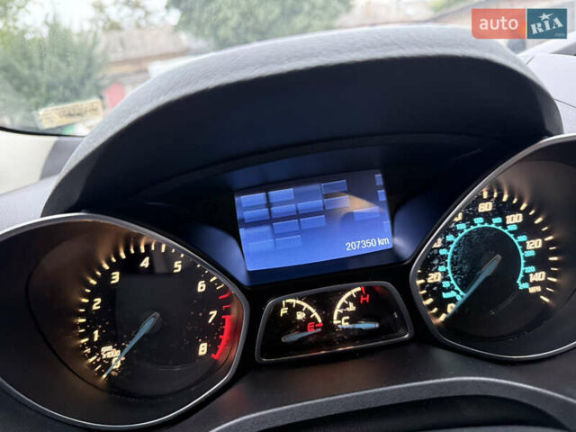 Черный Форд Эскейп, объемом двигателя 1.6 л и пробегом 207 тыс. км за 10000 $, фото 13 на Automoto.ua