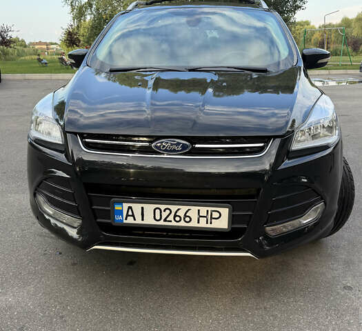 Черный Форд Эскейп, объемом двигателя 2 л и пробегом 157 тыс. км за 13500 $, фото 4 на Automoto.ua