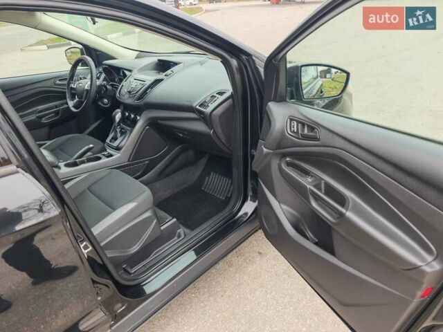 Черный Форд Эскейп, объемом двигателя 2.5 л и пробегом 214 тыс. км за 11999 $, фото 31 на Automoto.ua