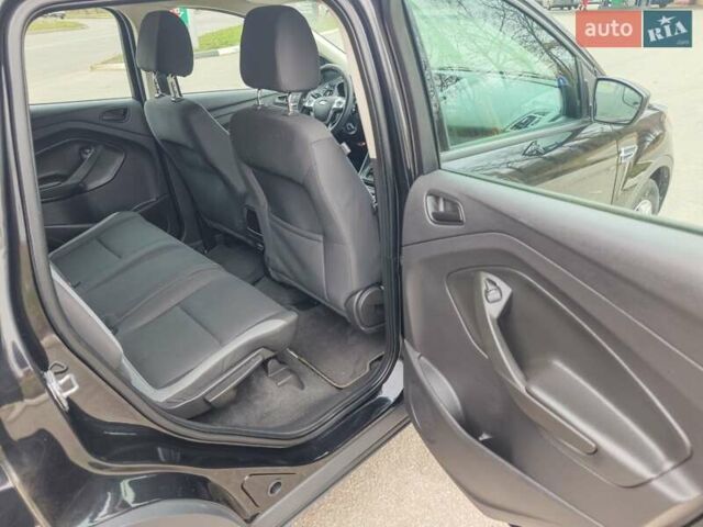 Черный Форд Эскейп, объемом двигателя 2.5 л и пробегом 214 тыс. км за 11999 $, фото 26 на Automoto.ua