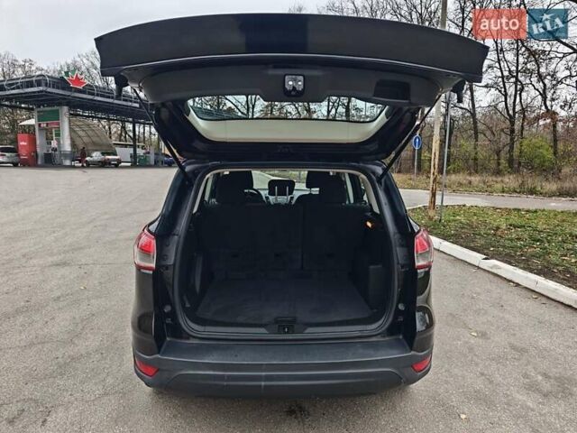 Черный Форд Эскейп, объемом двигателя 2.5 л и пробегом 214 тыс. км за 11999 $, фото 28 на Automoto.ua