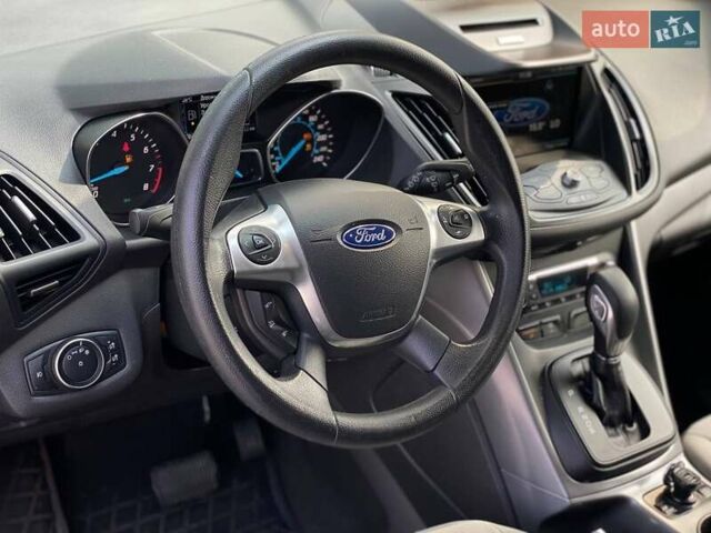 Форд Эскейп 2015 в Киеве на Automoto.ua Черный Форд Эскейп, объемом двигателя 1.6 л и пробегом 132 тыс. км за 10490 $, фото 24 на Automoto.ua