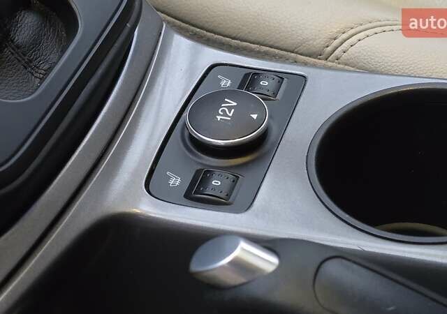 Черный Форд Эскейп, объемом двигателя 2 л и пробегом 122 тыс. км за 12000 $, фото 39 на Automoto.ua