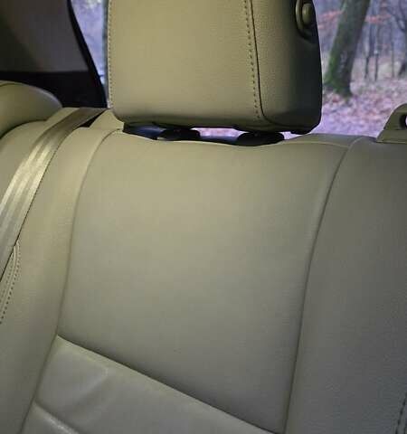 Черный Форд Эскейп, объемом двигателя 2 л и пробегом 122 тыс. км за 12000 $, фото 34 на Automoto.ua