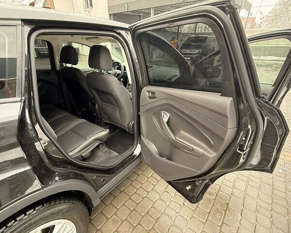 Черный Форд Эскейп, объемом двигателя 2.49 л и пробегом 165 тыс. км за 10200 $, фото 10 на Automoto.ua