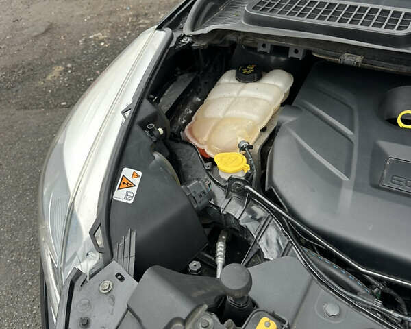 Чорний Форд Ескейп, об'ємом двигуна 2 л та пробігом 235 тис. км за 12800 $, фото 20 на Automoto.ua