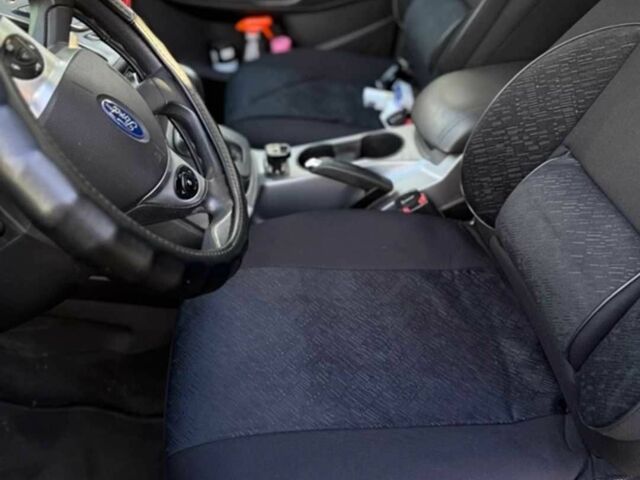 Черный Форд Эскейп, объемом двигателя 2 л и пробегом 197 тыс. км за 11500 $, фото 2 на Automoto.ua