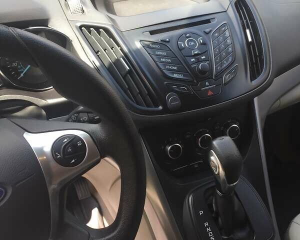 Черный Форд Эскейп, объемом двигателя 2 л и пробегом 168 тыс. км за 11900 $, фото 3 на Automoto.ua