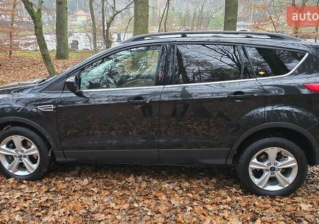 Черный Форд Эскейп, объемом двигателя 2 л и пробегом 122 тыс. км за 12000 $, фото 8 на Automoto.ua