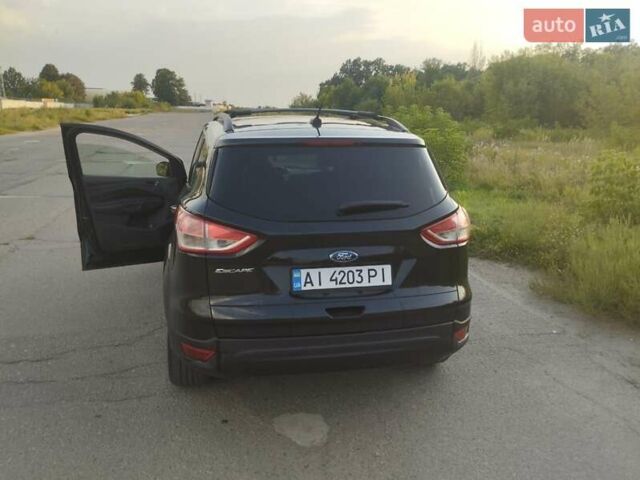 Черный Форд Эскейп, объемом двигателя 2.5 л и пробегом 277 тыс. км за 13200 $, фото 2 на Automoto.ua