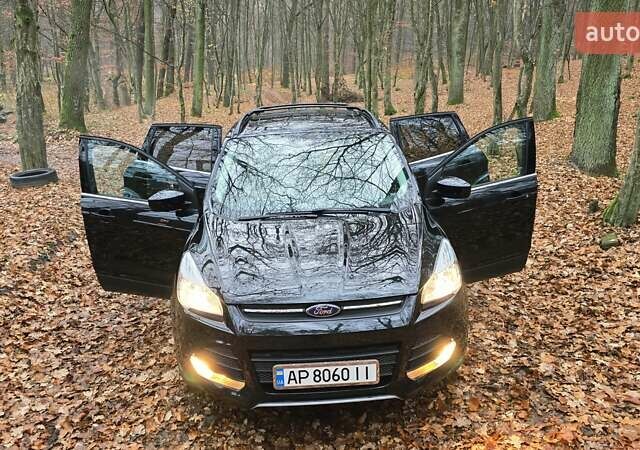 Черный Форд Эскейп, объемом двигателя 2 л и пробегом 122 тыс. км за 12000 $, фото 44 на Automoto.ua