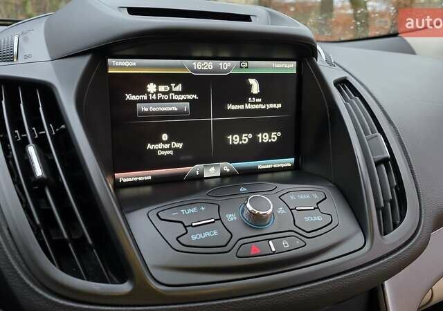 Черный Форд Эскейп, объемом двигателя 2 л и пробегом 122 тыс. км за 12000 $, фото 43 на Automoto.ua