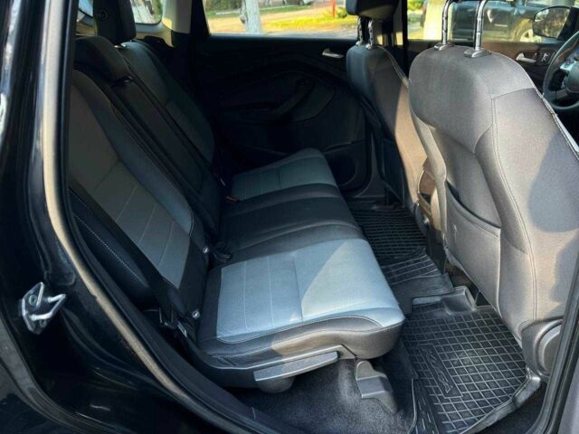 Черный Форд Эскейп, объемом двигателя 2.5 л и пробегом 133 тыс. км за 9900 $, фото 15 на Automoto.ua