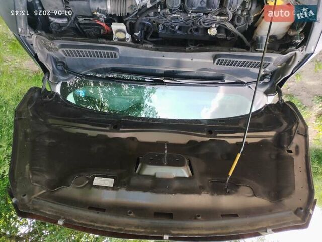 Черный Форд Эскейп, объемом двигателя 2.5 л и пробегом 190 тыс. км за 12500 $, фото 10 на Automoto.ua