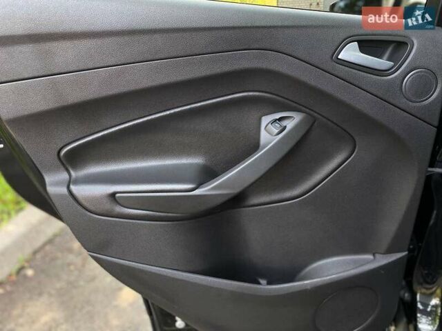 Черный Форд Эскейп, объемом двигателя 1.6 л и пробегом 132 тыс. км за 10490 $, фото 37 на Automoto.ua