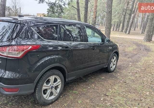 Черный Форд Эскейп, объемом двигателя 2 л и пробегом 87 тыс. км за 12700 $, фото 6 на Automoto.ua