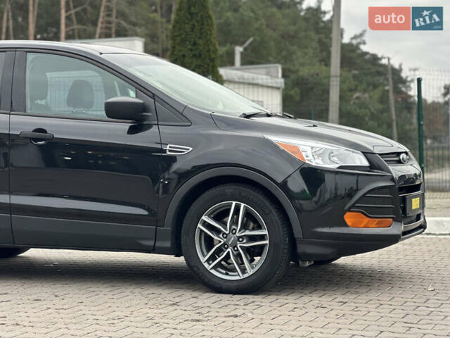 Черный Форд Эскейп, объемом двигателя 2.26 л и пробегом 126 тыс. км за 11800 $, фото 7 на Automoto.ua