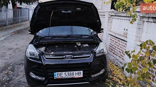 Черный Форд Эскейп, объемом двигателя 2 л и пробегом 140 тыс. км за 14000 $, фото 17 на Automoto.ua