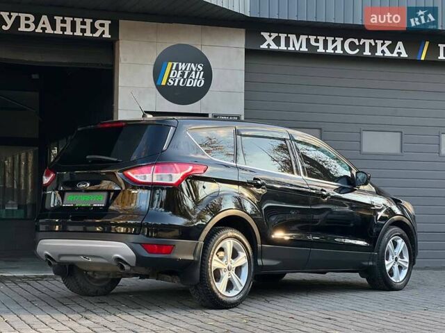 Черный Форд Эскейп, объемом двигателя 2.49 л и пробегом 133 тыс. км за 9900 $, фото 6 на Automoto.ua