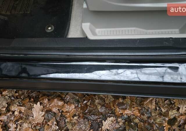 Черный Форд Эскейп, объемом двигателя 2 л и пробегом 122 тыс. км за 12000 $, фото 50 на Automoto.ua