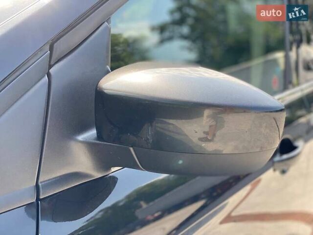 Черный Форд Эскейп, объемом двигателя 1.6 л и пробегом 132 тыс. км за 10490 $, фото 17 на Automoto.ua