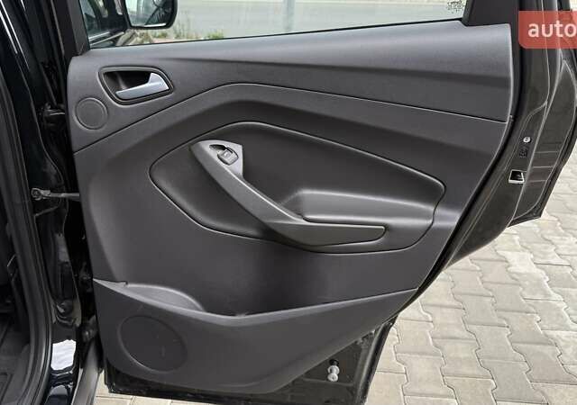 Черный Форд Эскейп, объемом двигателя 1.6 л и пробегом 148 тыс. км за 14250 $, фото 34 на Automoto.ua