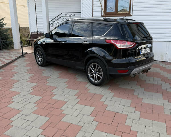 Черный Форд Эскейп, объемом двигателя 2 л и пробегом 95 тыс. км за 12500 $, фото 5 на Automoto.ua