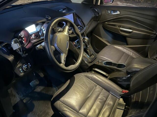 Чорний Форд Ескейп, об'ємом двигуна 1.6 л та пробігом 175 тис. км за 10300 $, фото 5 на Automoto.ua