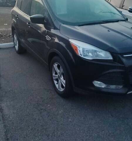 Черный Форд Эскейп, объемом двигателя 2 л и пробегом 197 тыс. км за 12000 $, фото 5 на Automoto.ua