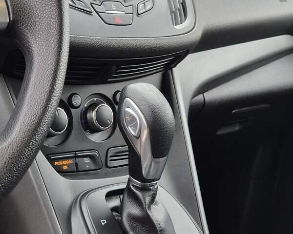 Чорний Форд Ескейп, об'ємом двигуна 2.49 л та пробігом 101 тис. км за 11000 $, фото 8 на Automoto.ua