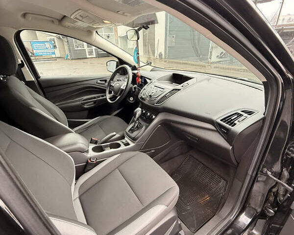 Черный Форд Эскейп, объемом двигателя 2.49 л и пробегом 165 тыс. км за 10200 $, фото 8 на Automoto.ua