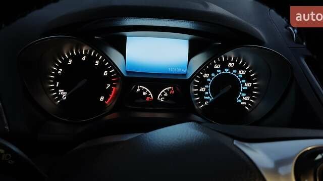 Черный Форд Эскейп, объемом двигателя 2 л и пробегом 140 тыс. км за 14000 $, фото 19 на Automoto.ua