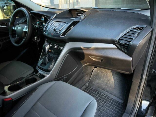 Черный Форд Эскейп, объемом двигателя 2.5 л и пробегом 133 тыс. км за 9900 $, фото 17 на Automoto.ua