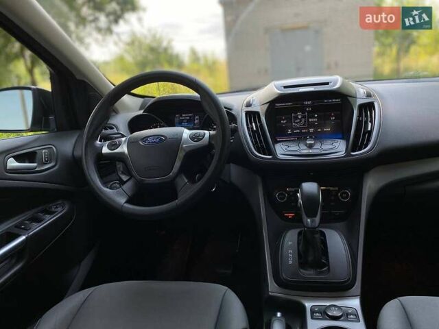 Черный Форд Эскейп, объемом двигателя 1.6 л и пробегом 132 тыс. км за 10490 $, фото 40 на Automoto.ua