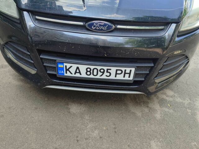 Черный Форд Эскейп, объемом двигателя 2 л и пробегом 197 тыс. км за 11500 $, фото 4 на Automoto.ua