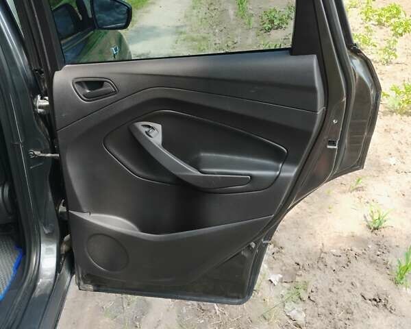 Черный Форд Эскейп, объемом двигателя 2.5 л и пробегом 190 тыс. км за 12500 $, фото 18 на Automoto.ua