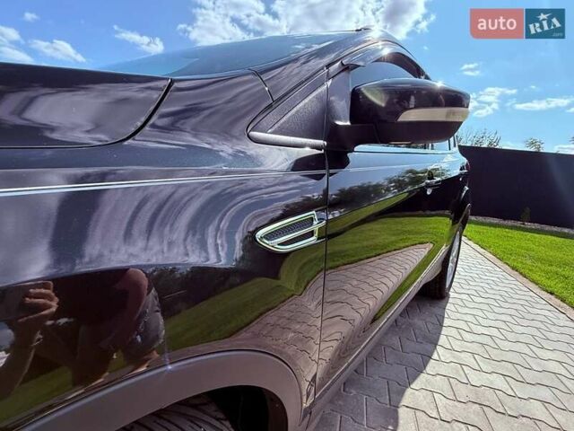 Черный Форд Эскейп, объемом двигателя 2 л и пробегом 126 тыс. км за 13499 $, фото 42 на Automoto.ua