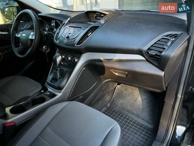 Черный Форд Эскейп, объемом двигателя 2.49 л и пробегом 133 тыс. км за 9900 $, фото 17 на Automoto.ua