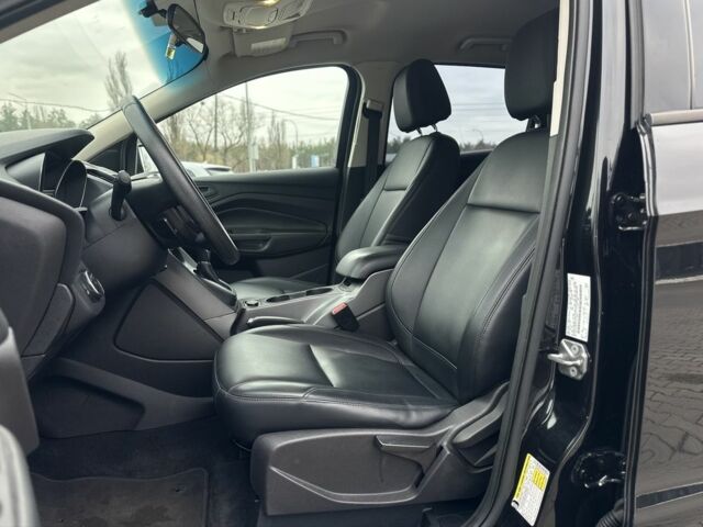 Черный Форд Эскейп, объемом двигателя 2.5 л и пробегом 126 тыс. км за 11800 $, фото 18 на Automoto.ua