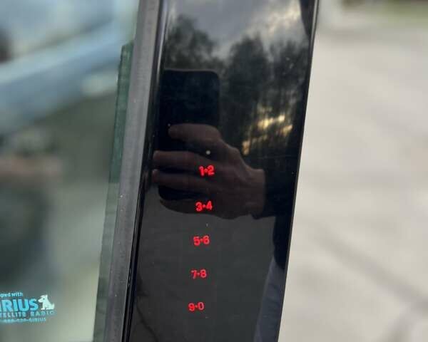 Черный Форд Эскейп, объемом двигателя 2 л и пробегом 162 тыс. км за 10999 $, фото 13 на Automoto.ua