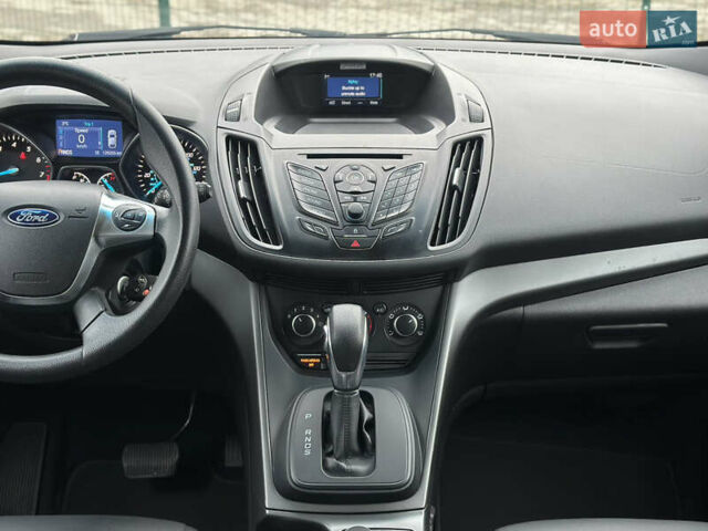 Черный Форд Эскейп, объемом двигателя 2.26 л и пробегом 126 тыс. км за 11800 $, фото 19 на Automoto.ua