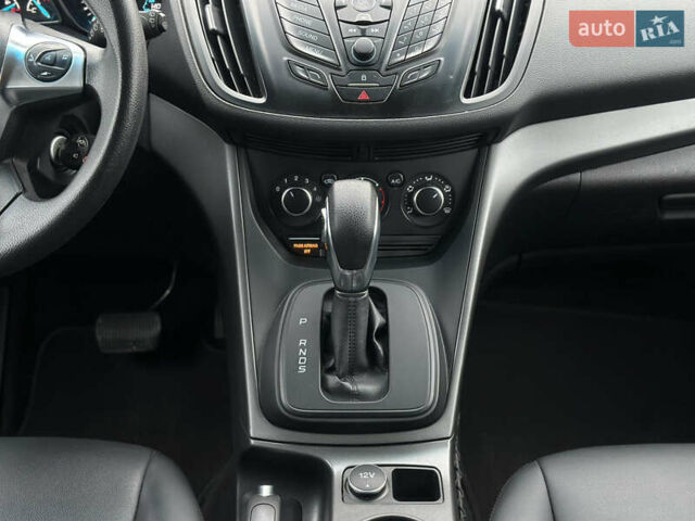 Черный Форд Эскейп, объемом двигателя 2.26 л и пробегом 126 тыс. км за 11800 $, фото 23 на Automoto.ua