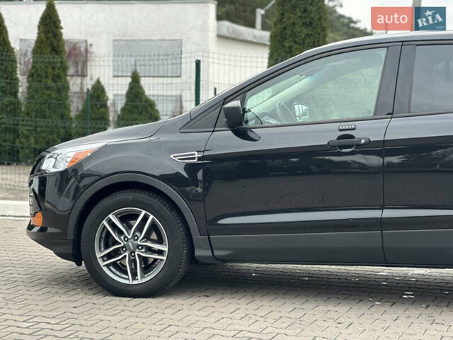 Черный Форд Эскейп, объемом двигателя 2.26 л и пробегом 126 тыс. км за 11800 $, фото 11 на Automoto.ua