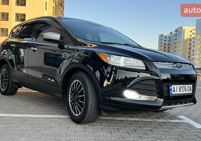Черный Форд Эскейп, объемом двигателя 2.5 л и пробегом 150 тыс. км за 12299 $, фото 2 на Automoto.ua