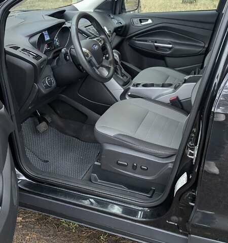 Черный Форд Эскейп, объемом двигателя 2 л и пробегом 87 тыс. км за 12700 $, фото 18 на Automoto.ua