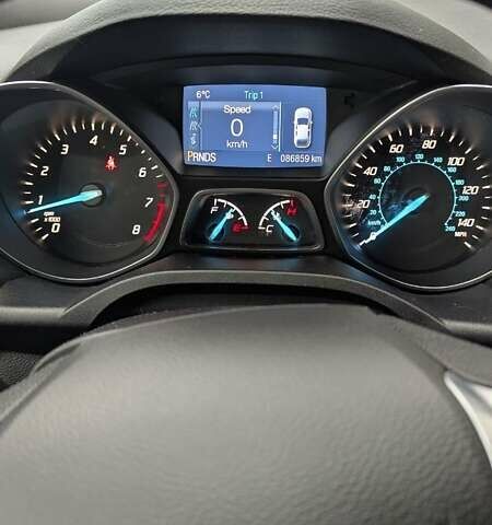 Черный Форд Эскейп, объемом двигателя 2 л и пробегом 87 тыс. км за 12700 $, фото 9 на Automoto.ua